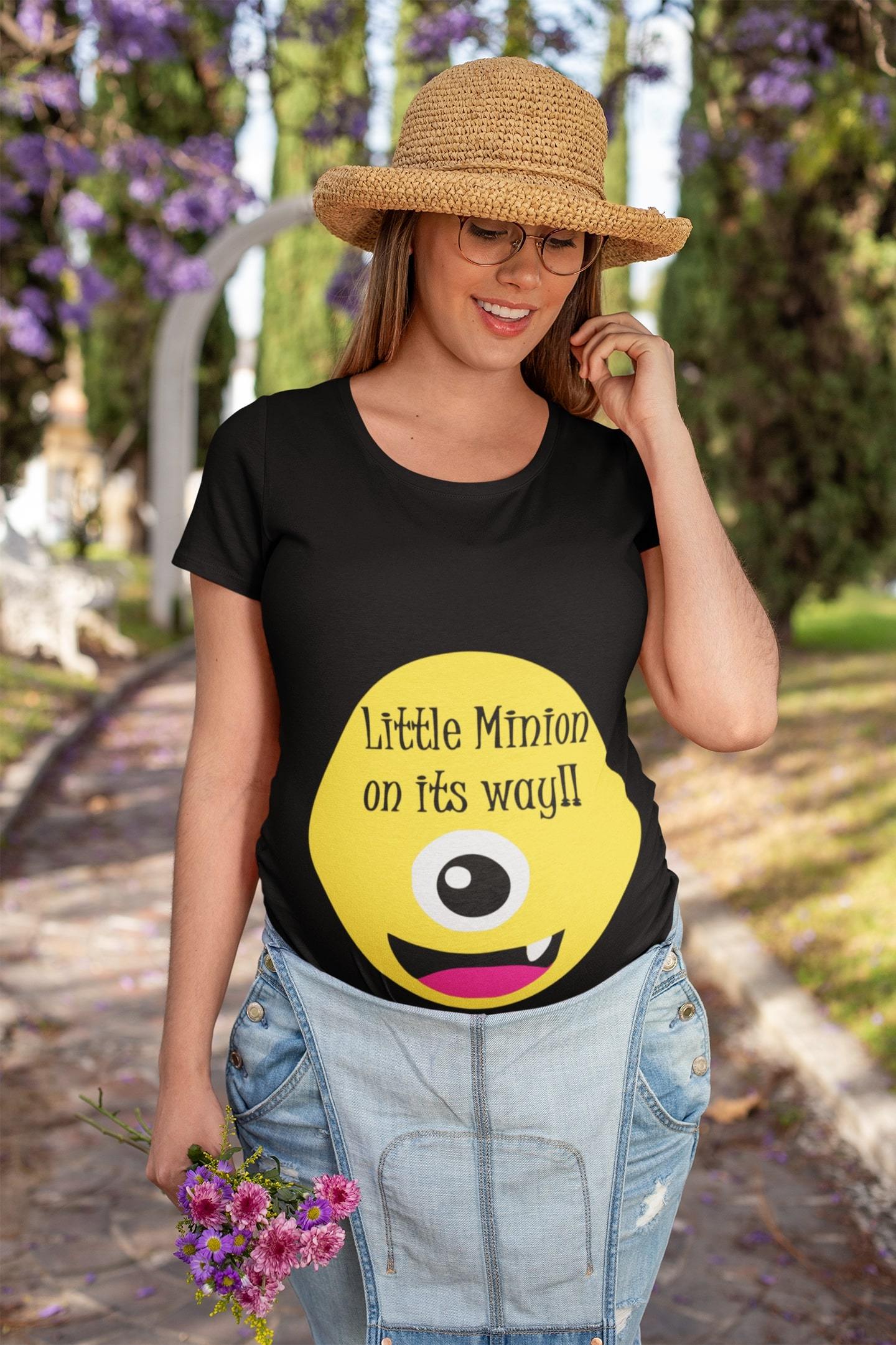 thelegalgang,Cute Little Minion on the Way Baby Graphic Maternity T shirt,WOMEN.